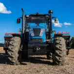 Trator 145 CV - LS Tractor H145 Cabinado 4X4