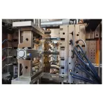 Moldes de Injeção com 3 Funcionalidades: Injeção 2K Bicolor, Fechamento de Tampa no Molde e Desrosqueamento Automático