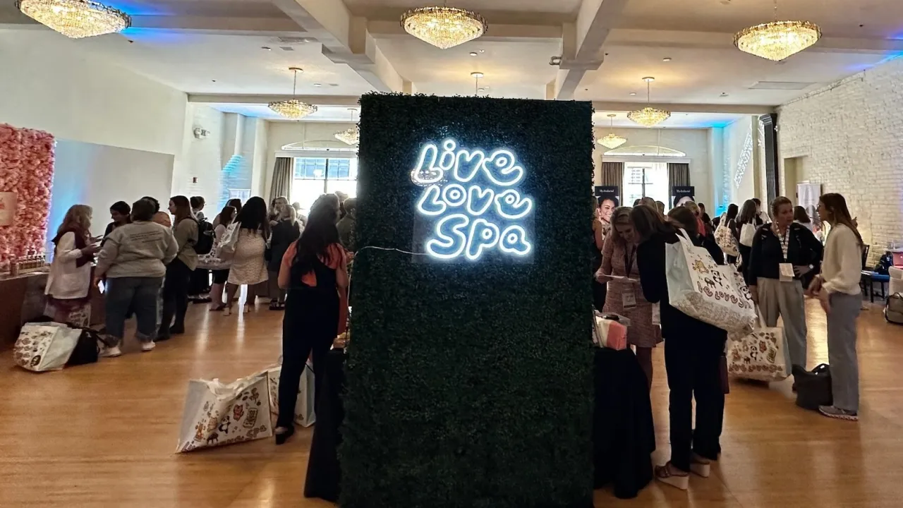 Monday Innovation Showcase & Treatment Experiences