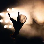 Belle - A Performance of Air