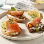 Echo Falls Smoked Norwegian Atlantic Salmon Party Slices 7oz