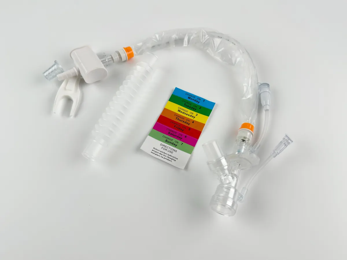 Disposable closed suction catheter