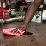 CLEAN TASK® PRO STRENGTH WIPERS