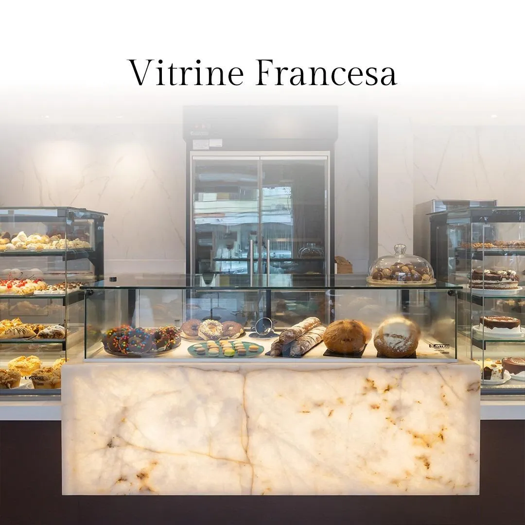 Vitrine Expositora Francesa