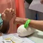 Tourni-S single-use tourniquets