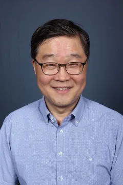Kyoungsoo Lee