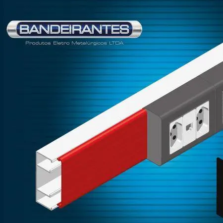 Canaletas tipo rodapé em alumínio