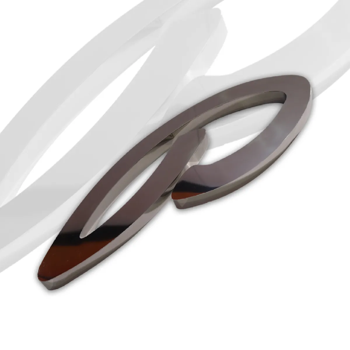 Letra caixa em aço inox polido