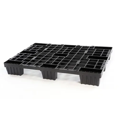 LIGHT NESTABLE PALLETS MADE IN FRANCE