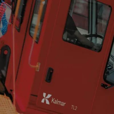 Terminal Tractors & Shunt Trucks