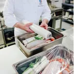 COMPOSTABLE FOOD STRETCH® FOOD WRAP