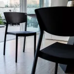 Cadeira Oui - By Guto Indio da Costa