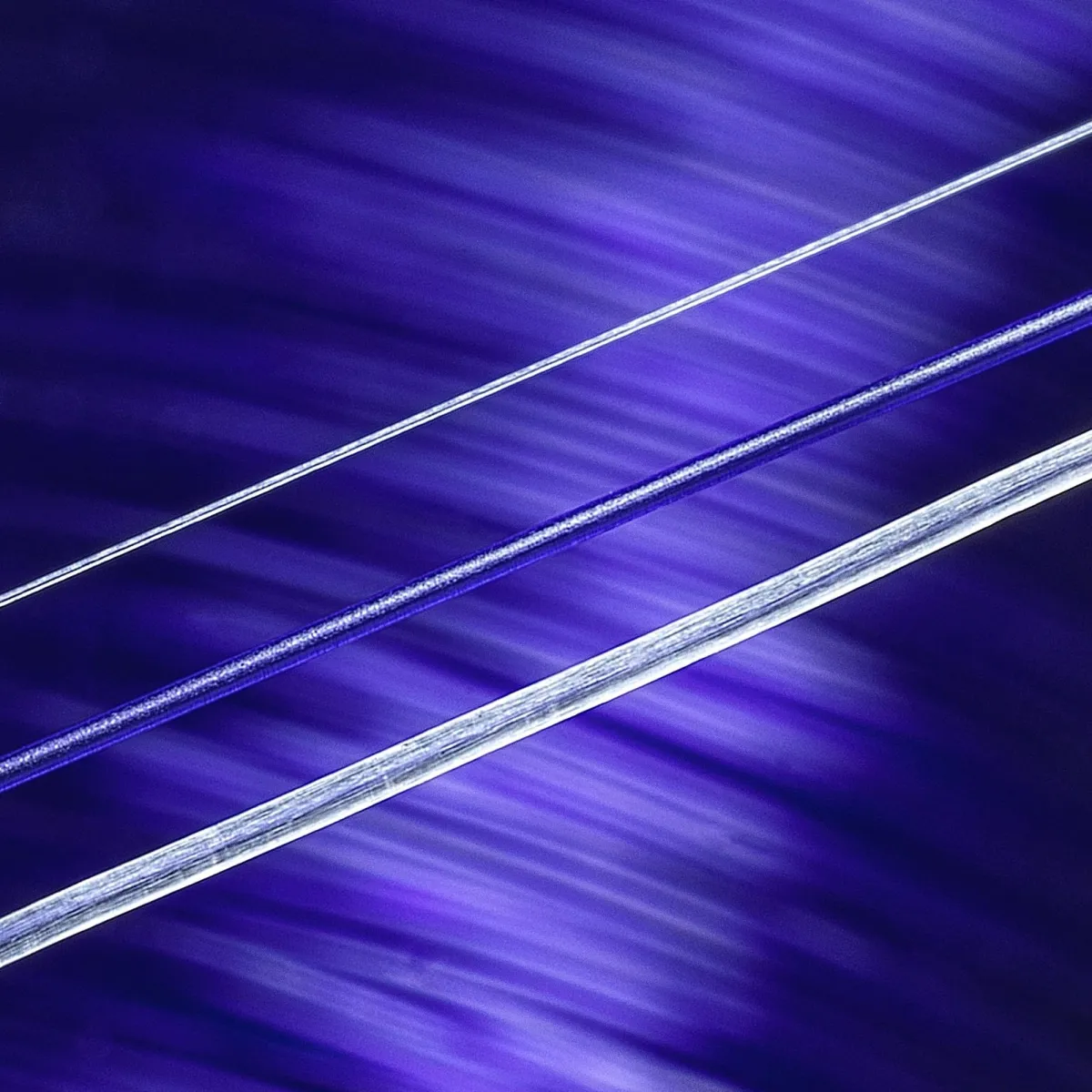 Mono- and multifilament yarns