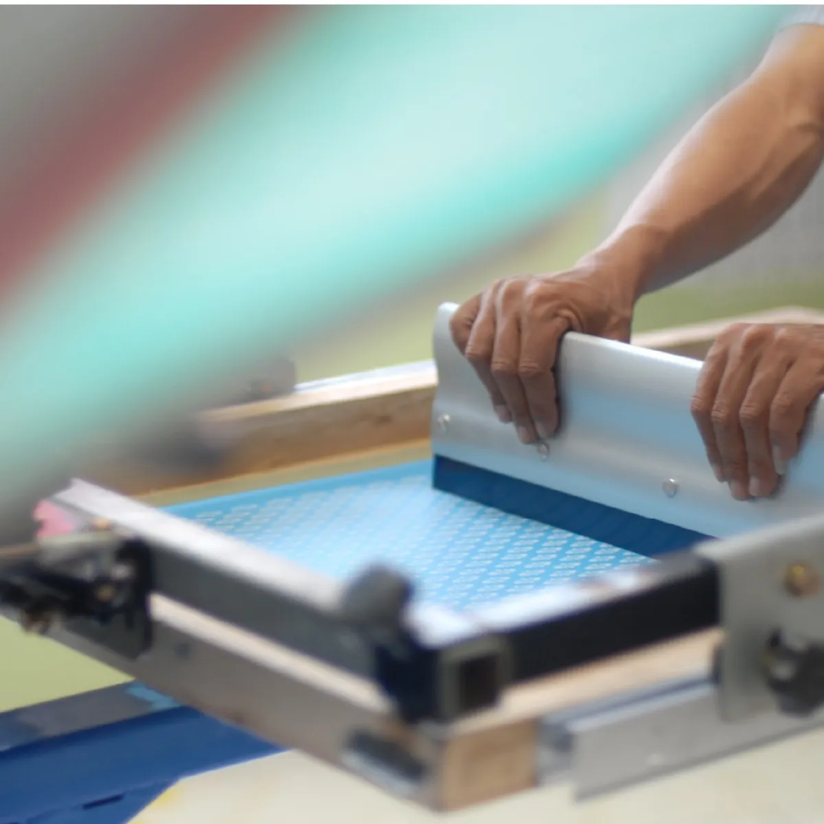 Matériel, Encres et vernis de sérigraphie pour tous supports