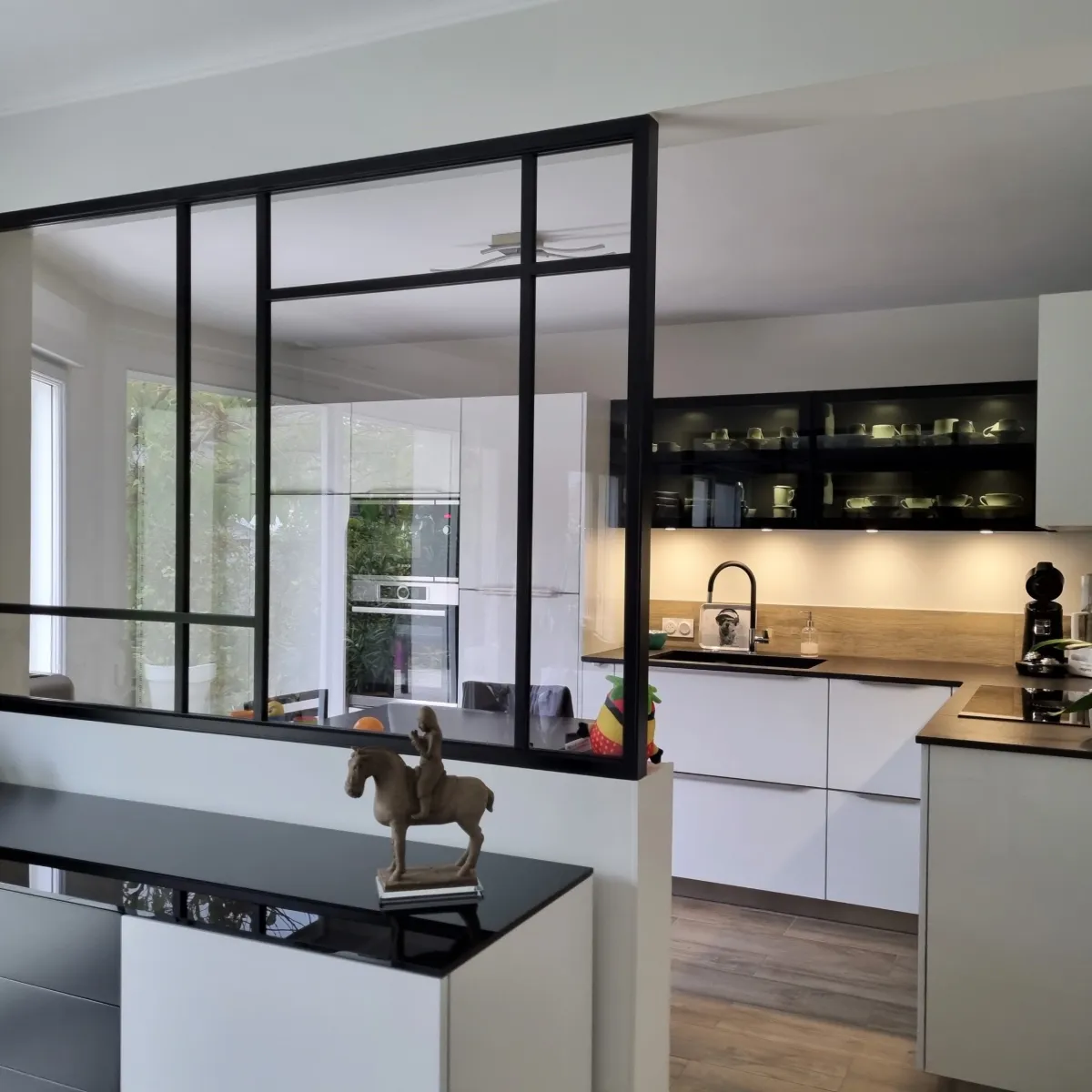 CONCEPTION & REALISATION AGENCEMENT & DECORATION