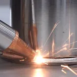 Maquina de solda e corte a laser