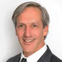 Robert Strauss