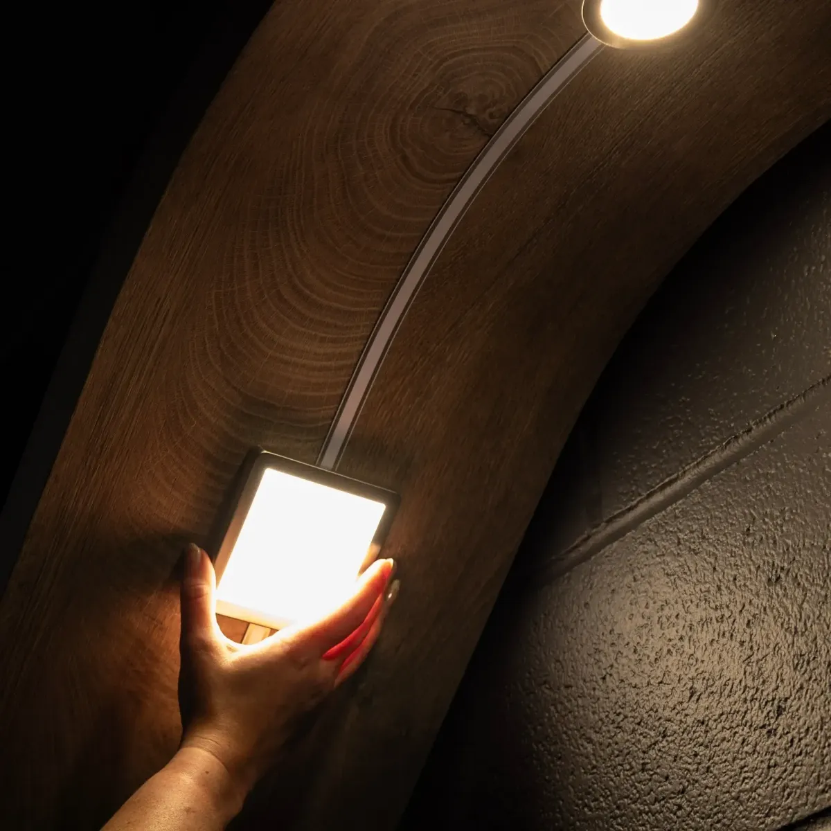 Affinity Magnetic Track