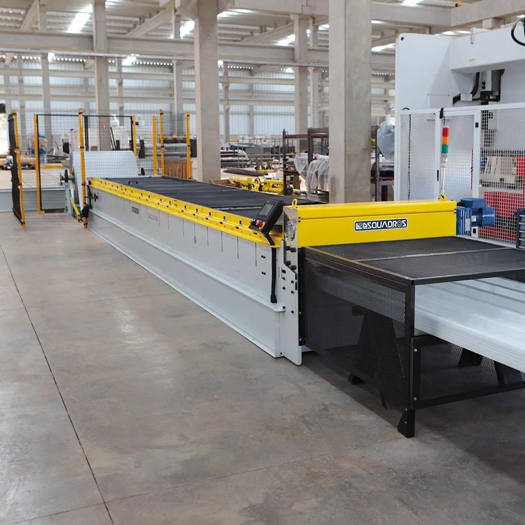 Máquinas de Telhas Esquadros®