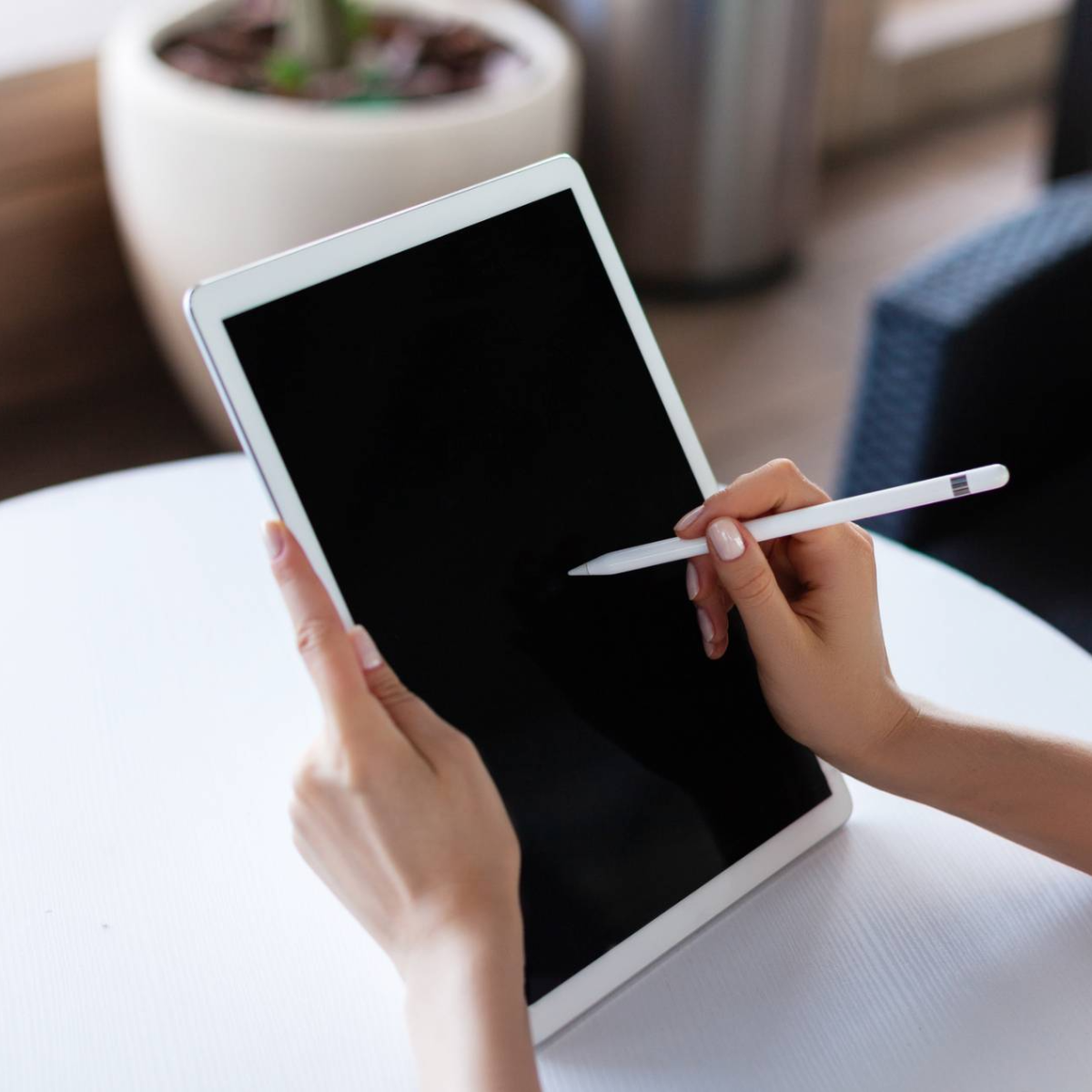 CCH Digital Signatures