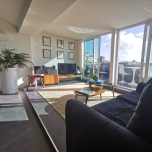 Centre historique de Porto. Appartement 2 piéces plus bureau