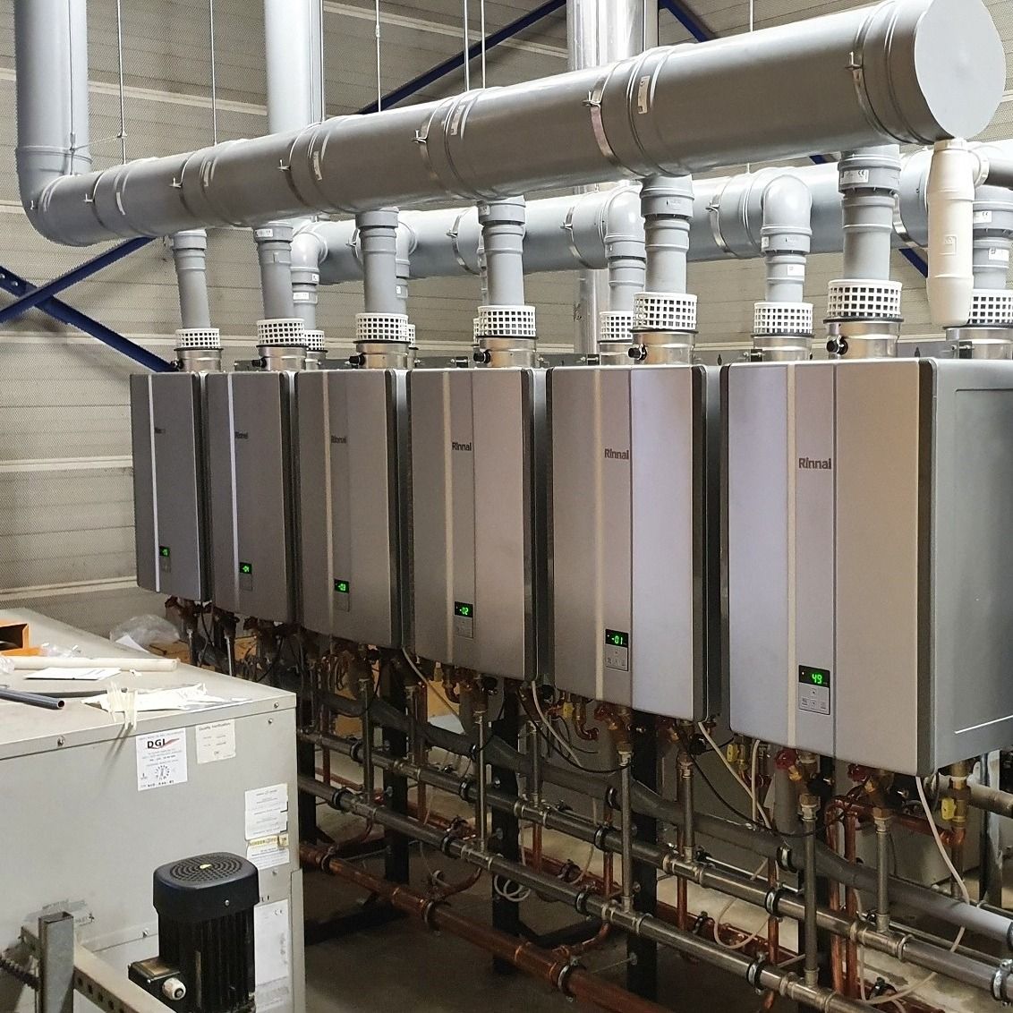 Beperkte elektrische aansluiting en toch veel warm water nodig?