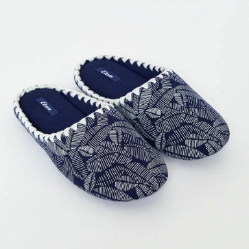 Slippers with foliage print DONNA