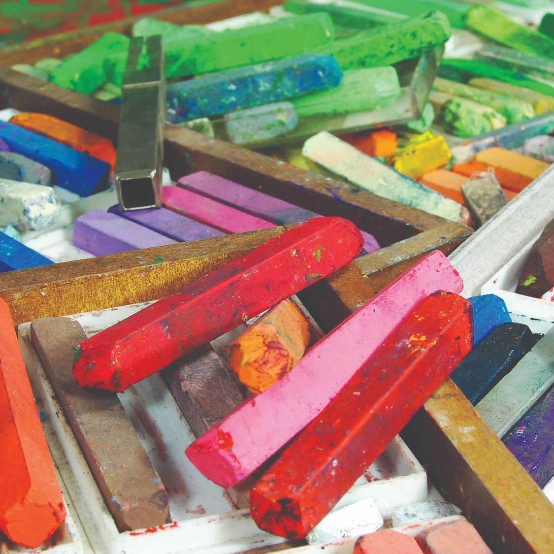 Holbein Pastel Family (AOP/ASP/ACOP)