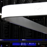 Schwebendes Lichtband