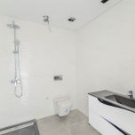 T4 Modern with swimming pool