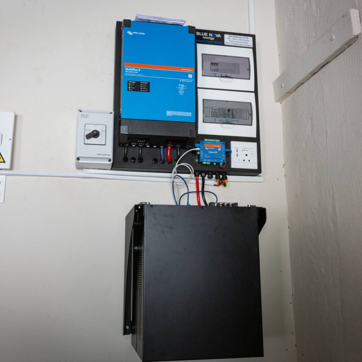 CPS5000-10.4-Vic (Compact Power Station)