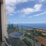 3 bedroom villa in Caniço, great sun exposure and sea views.