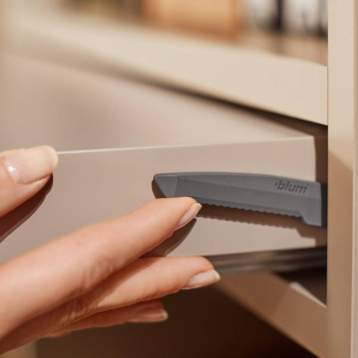 Trava para prateleira