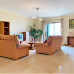 Penthouse T3 in the Fórum zone, São Martinho