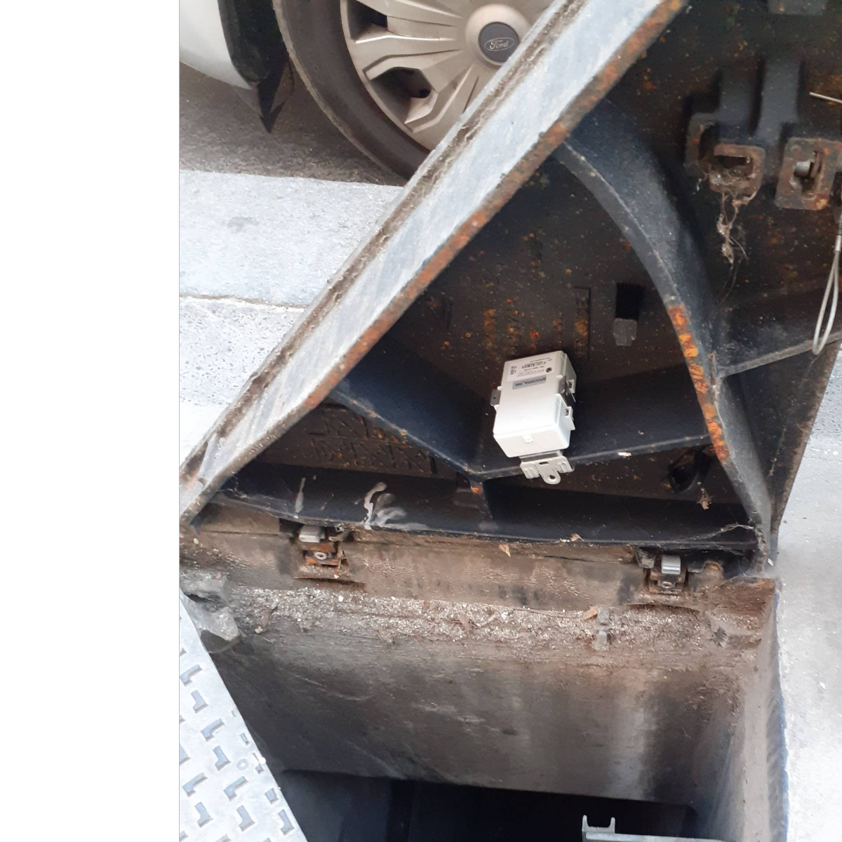 PÔLE NUMÉRIQUE - Surveillance d'ouverture de trappes