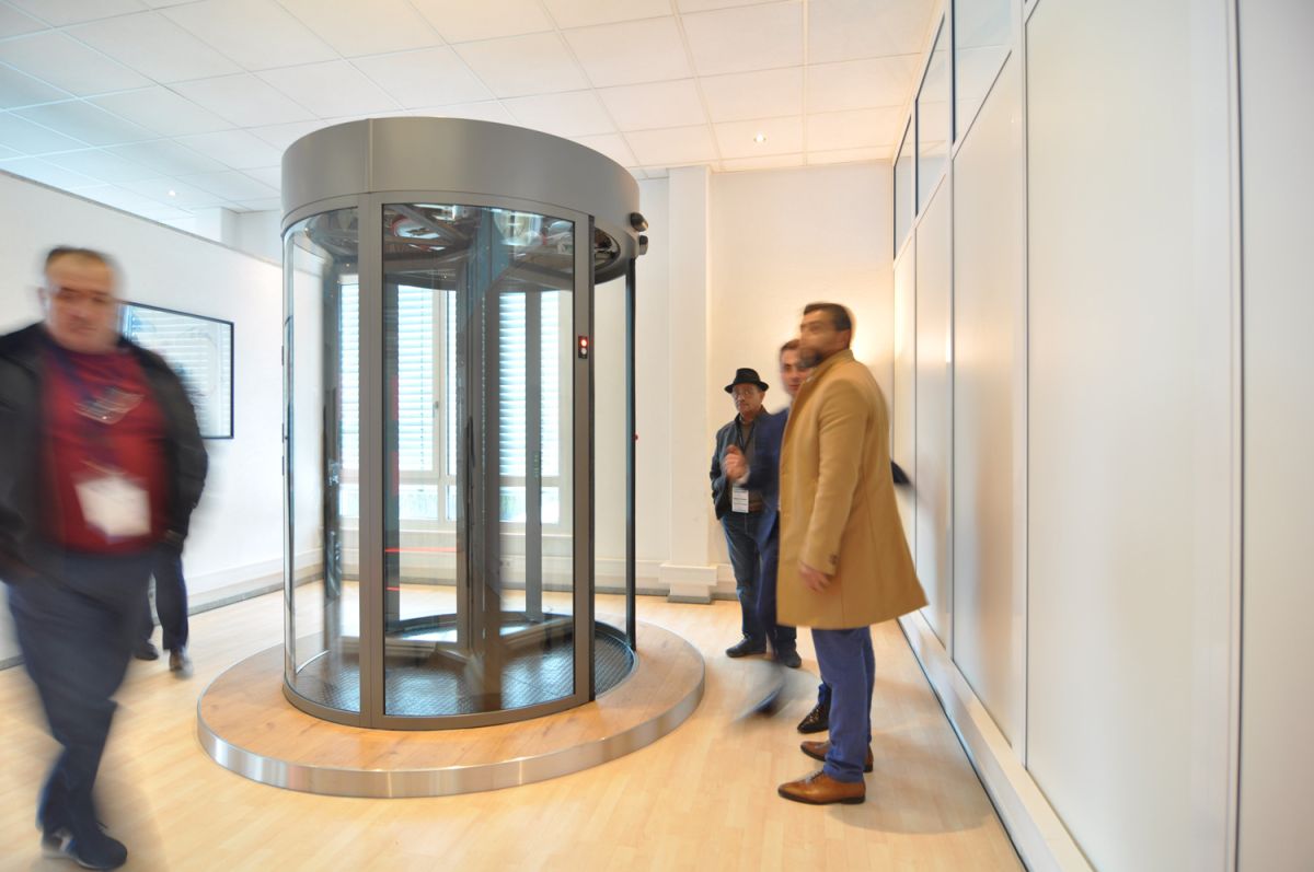 New record security revolving door
