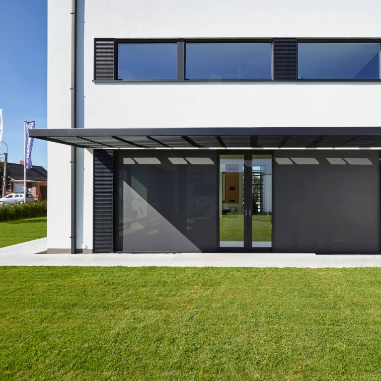 External Sun Protection Screen - Slidefix