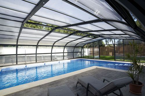 ABRIDAYS® or DECKDAYS®, 2 aesthetic & ingenious pool protection solutions