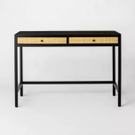 Credenzas, burós, escritorios, libreros, tocadores. Showcases, desks, bookcases, dressers, vanity desks.