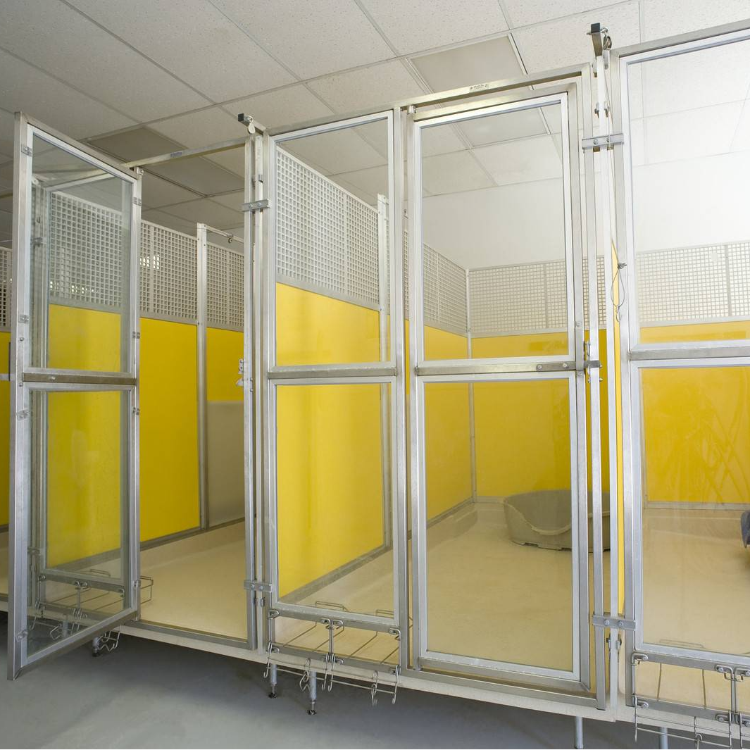 Mason Above the Floor Ultrabase Dog Kennel