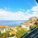 Penthouse T4 in Estrada Monumental