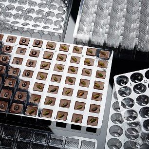 Chocolate mould for one-shot machines