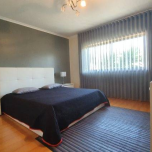 Maison moderne proche de la mer