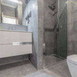 T5 em Duplex Invertido na Costa da Caparica com remodelação a estrear!