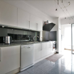 Penthouse T4 in Estrada Monumental