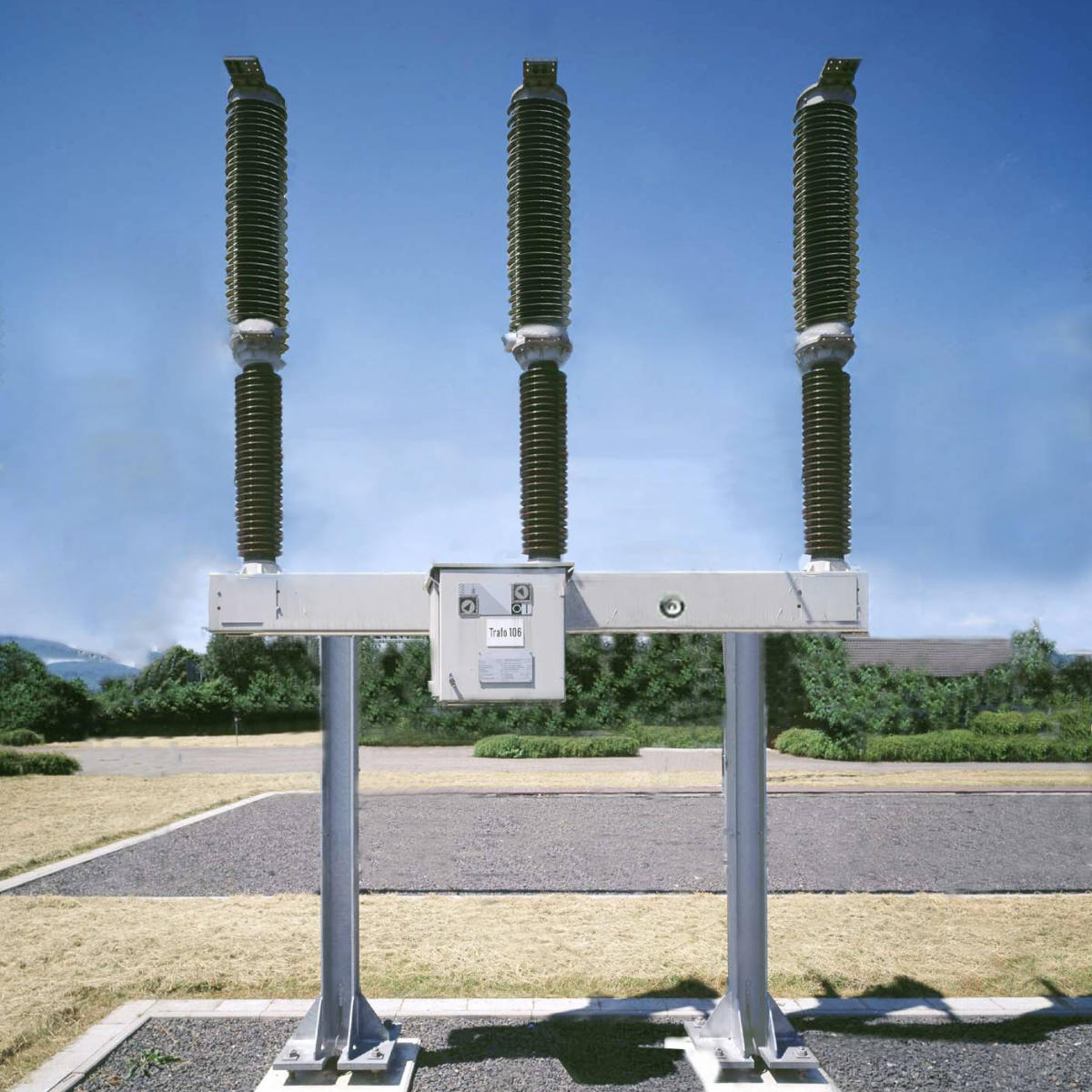 GL 310/311/312 S - SF6 Live Tank Circuit Breaker