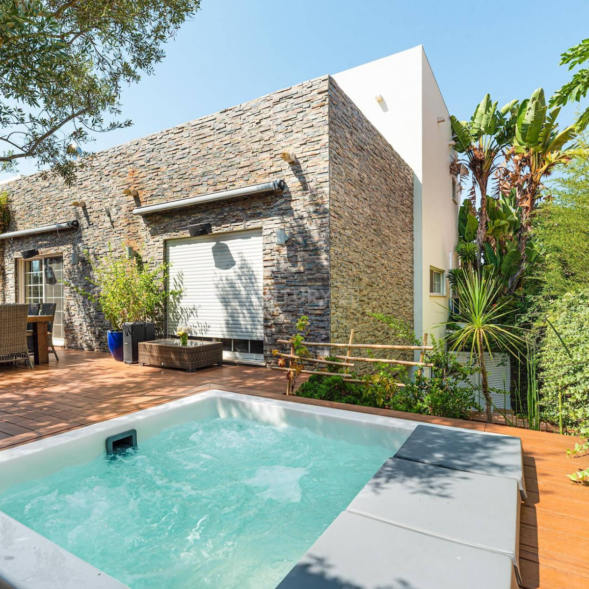 Distinguished house T4 - Gambelas - Faro