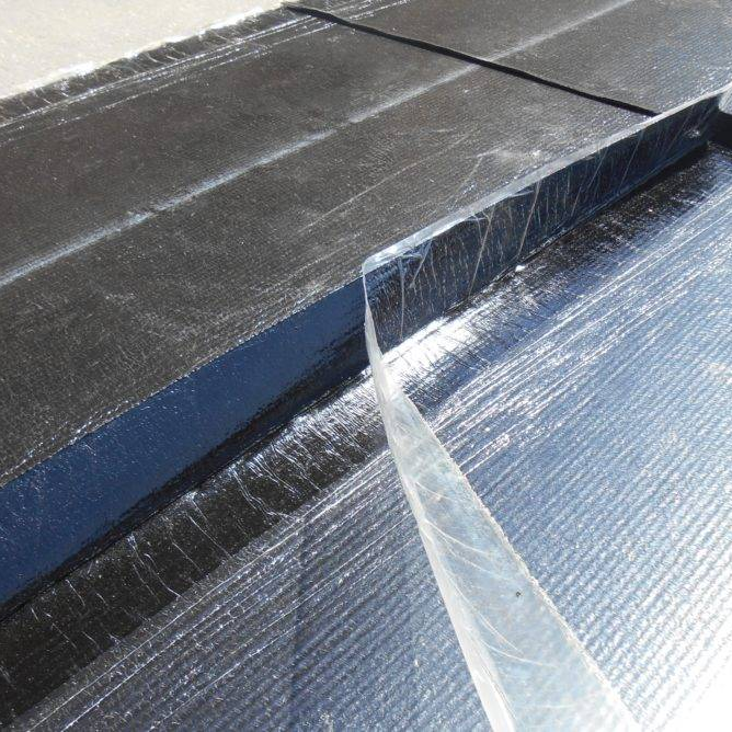 ProtectoBase 180, panneau de support composite pour toiture