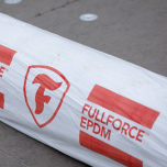 Membrane d'étanchéité autocollante: EPDM FullForce de Firestone