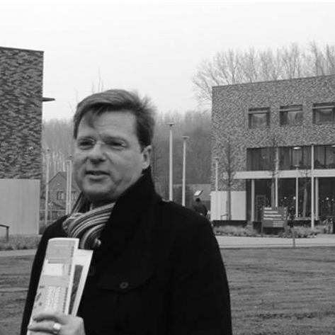 Experienced Architect (Engineer)